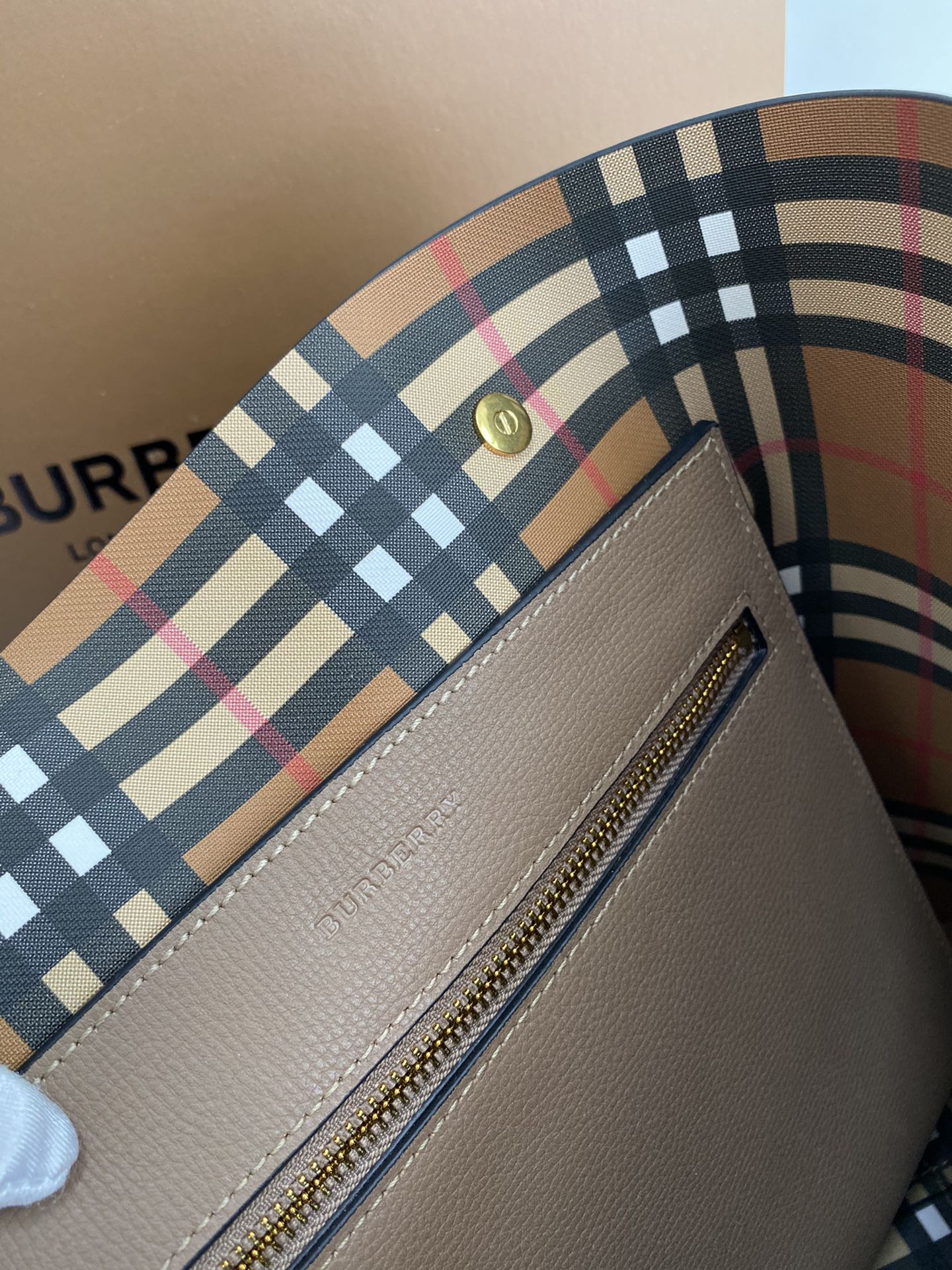 Burberry Shopping Bags